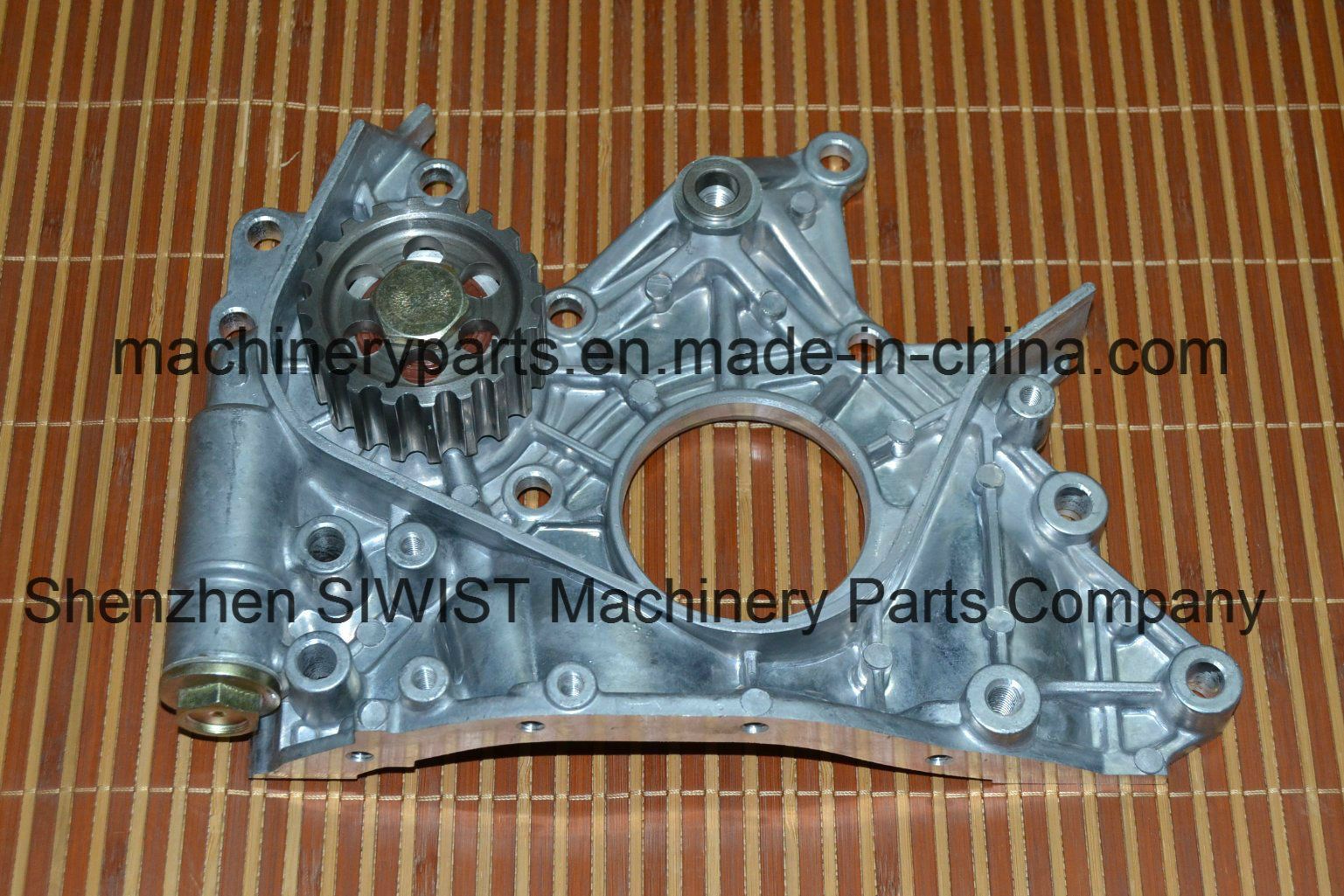 Oil Pump for Toyota P0100 T0970 15100-64041 15100-64042 15100-64020 for 2c Ce95