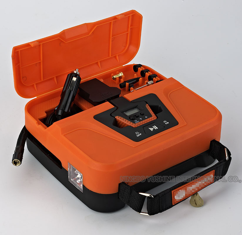 Popular 12V Car Air Compressor with Ce Approval