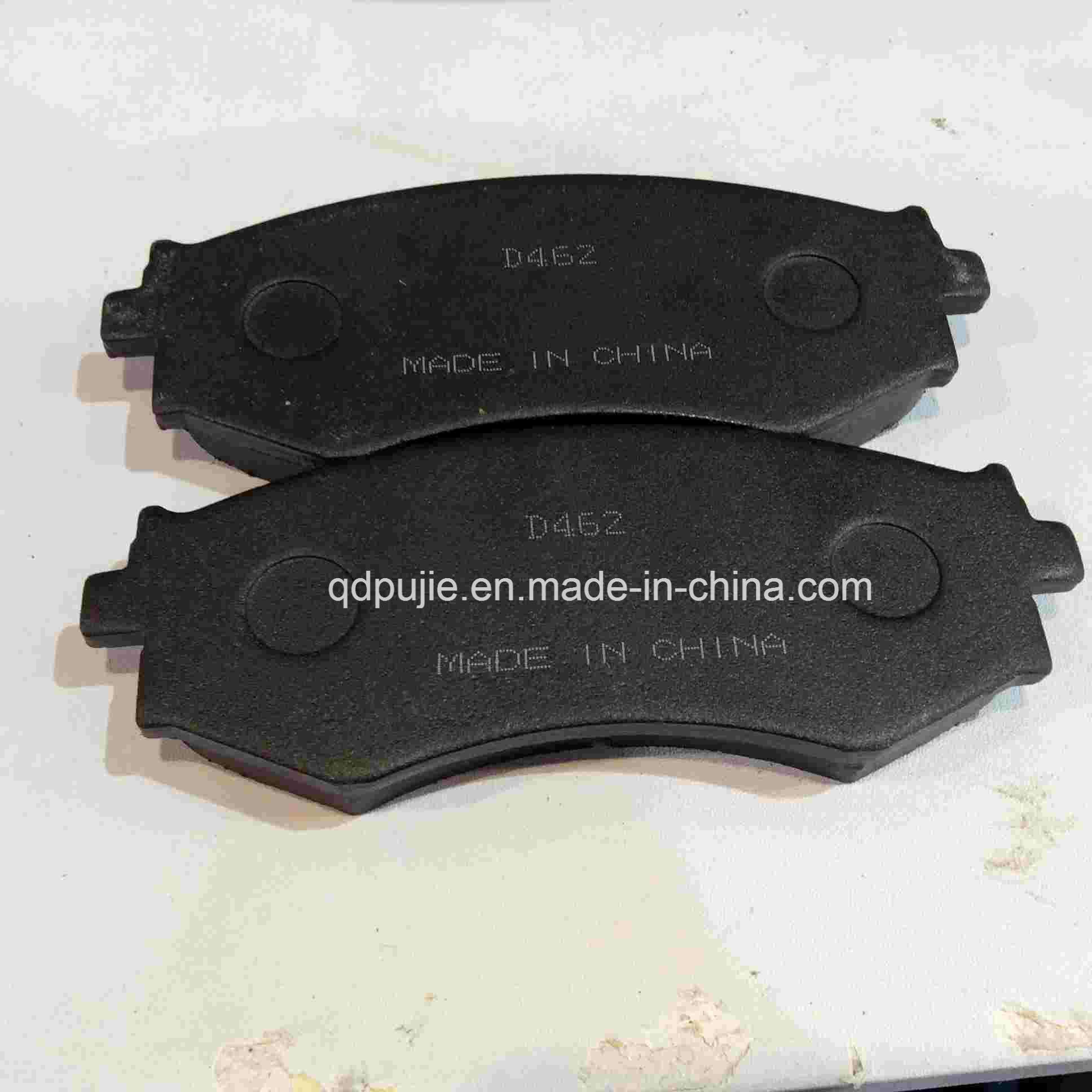 Auto Parts Low Metal Brake Pads for Nissan KIA