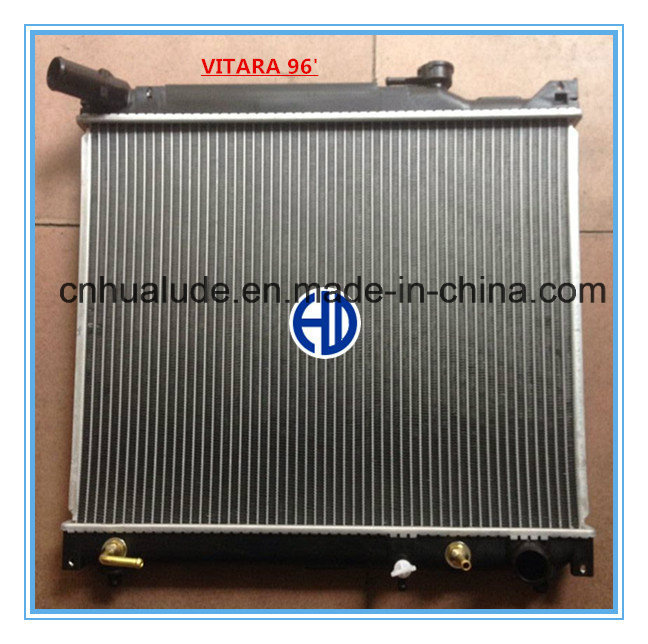 Quality Aluminum Core Plastic Tank Car Radiator for Grand Vitara at