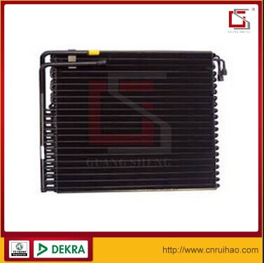 John Deere Condenser / Oil Cooler Combo - 20 1/2 X 22 X 2 1/2 Fits: Models 4240, 4440, 4640 OEM: Ar96767 (400-608)