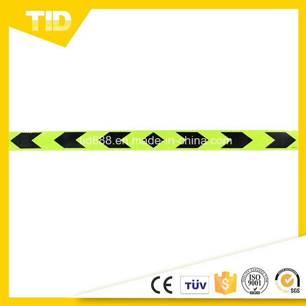RS 7200 Reflective Arrow Car Sticker