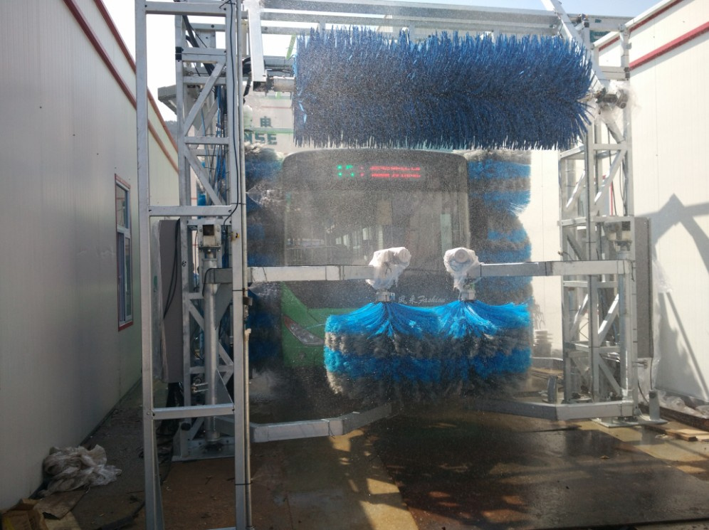 Drive-Through Bus and Truck Wash Machine