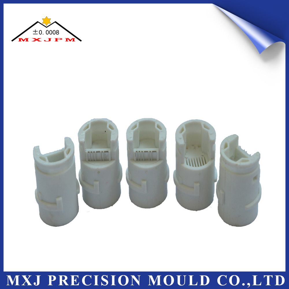 Plastic Motor Car Truck Automotive Connector Spare Auto Part