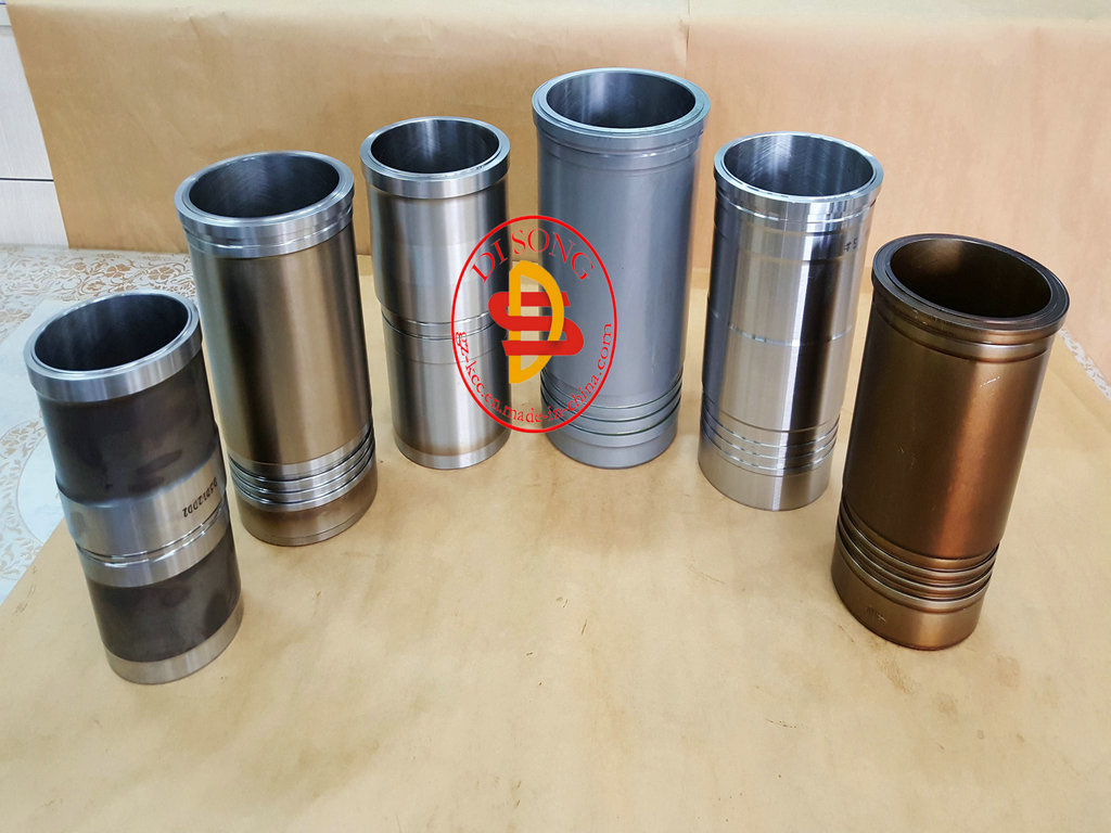 Contrustion Machinery Engine Parts Liner (322-1126)