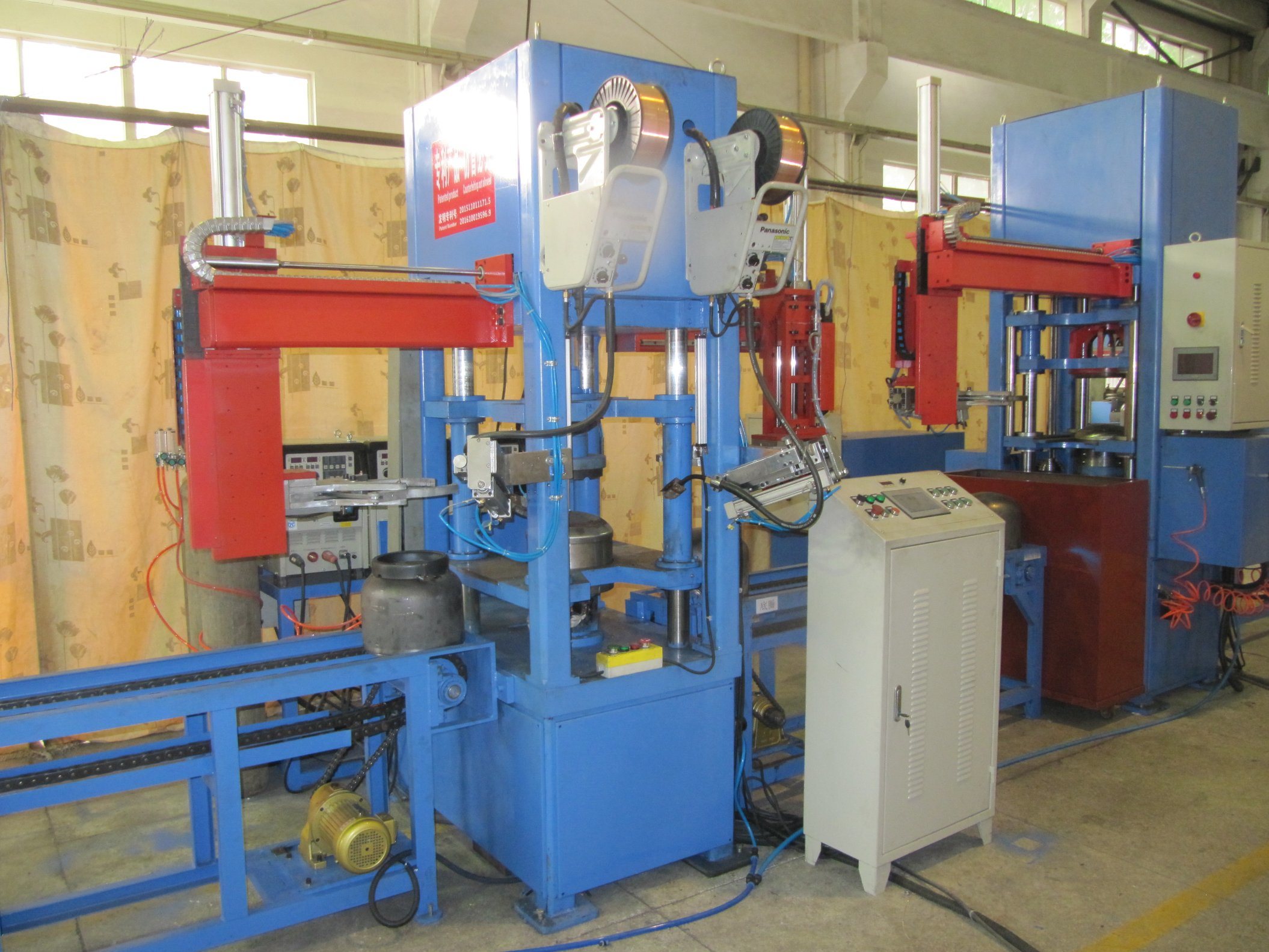 12.5kg/15kg LPG Gas Cylinder Manufacturing Line Body Manufacturing Equipments Bottom Base Welding Machine