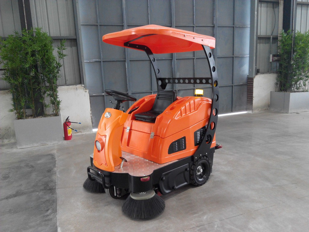 Warehouse and Supermaket Clean Machine