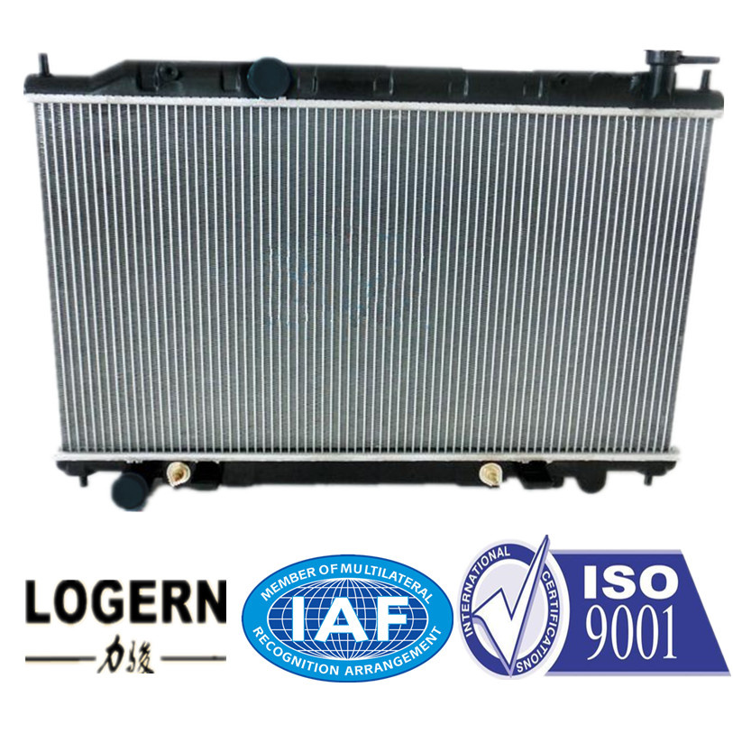 Ni-044 Cooling Enigne Auto Radiator for Nissan Altima 4cyl'2002-2006