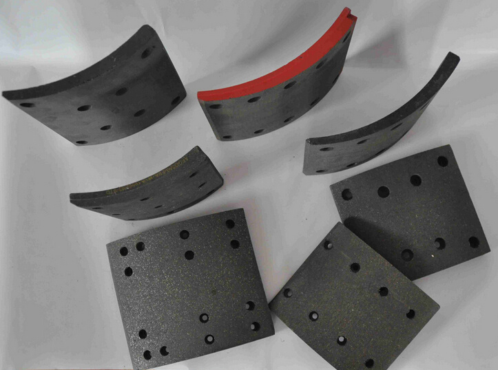 Supply Fh12 Fh16 FM9 Brake Pads for Volvo Truck