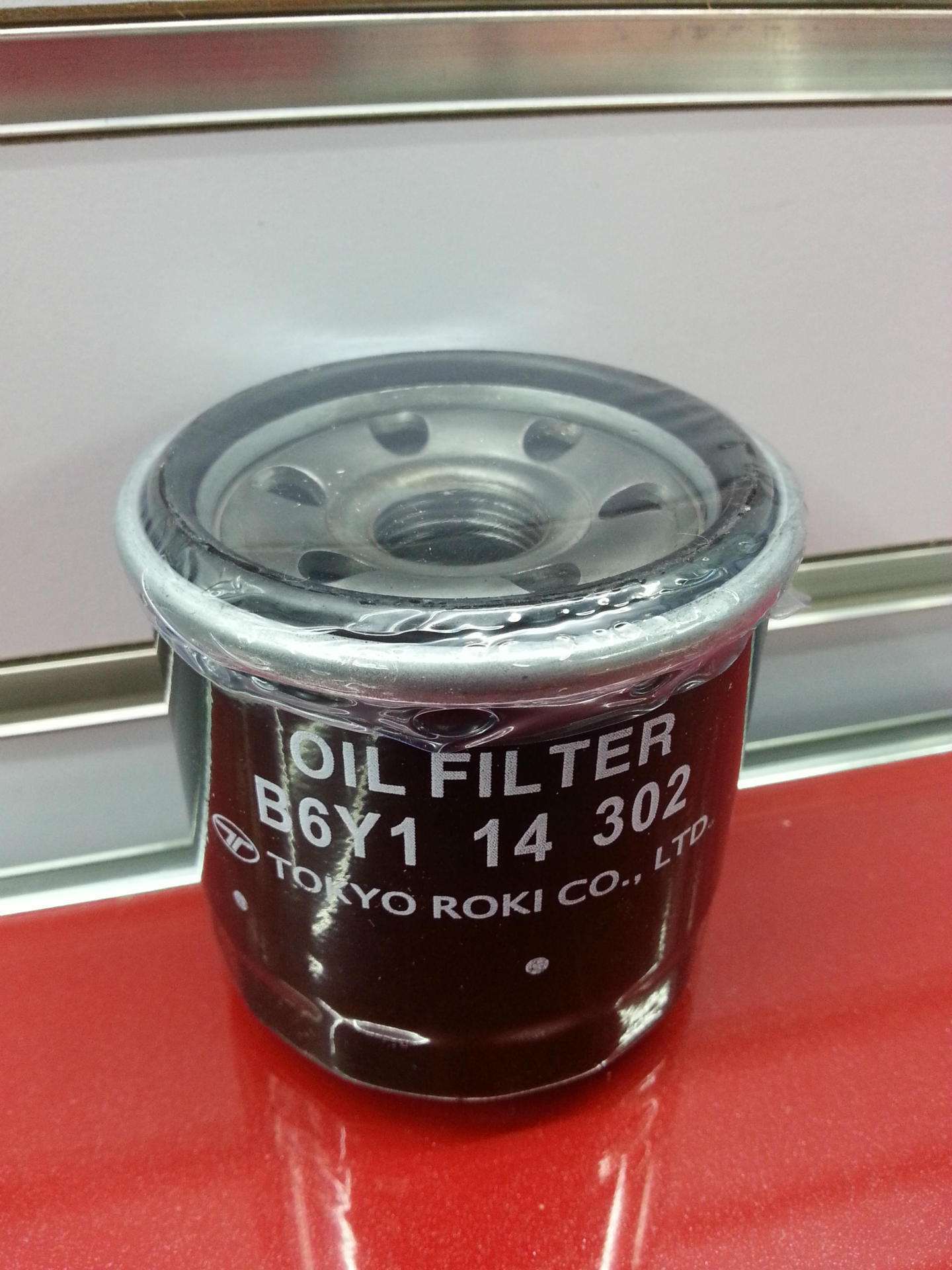 High Quality Oil Filter for Toyota Mazda B6y1-14-302