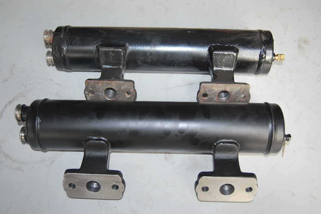 The Reasonable Price M11 Cummins Engine Part Oil Cooler 4975879