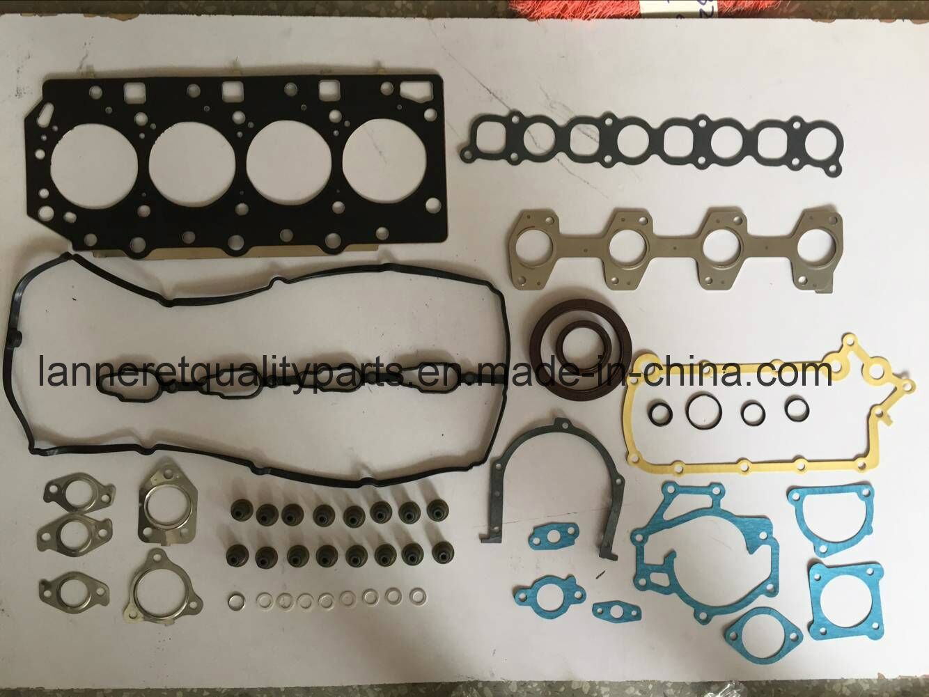 Full Head Gasket Kit D4CB for Hyundai H-1 Satellite & KIA Sorento 2.5 LTR Crdi