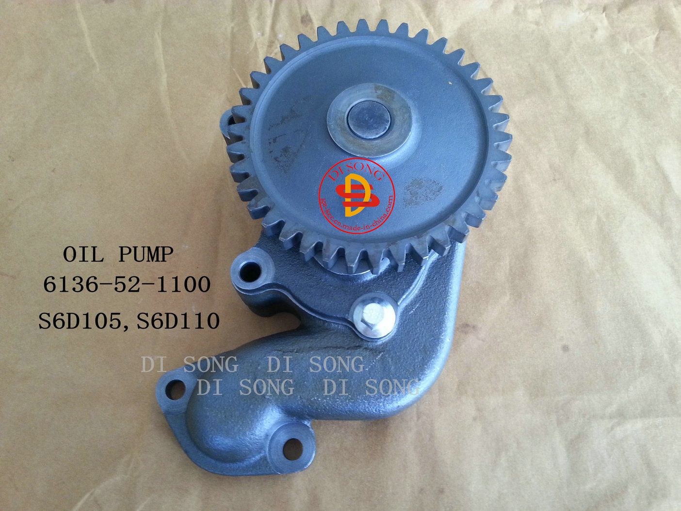 Komatsu Excavator Spare Parts Oil Pump (6136-52-1100)