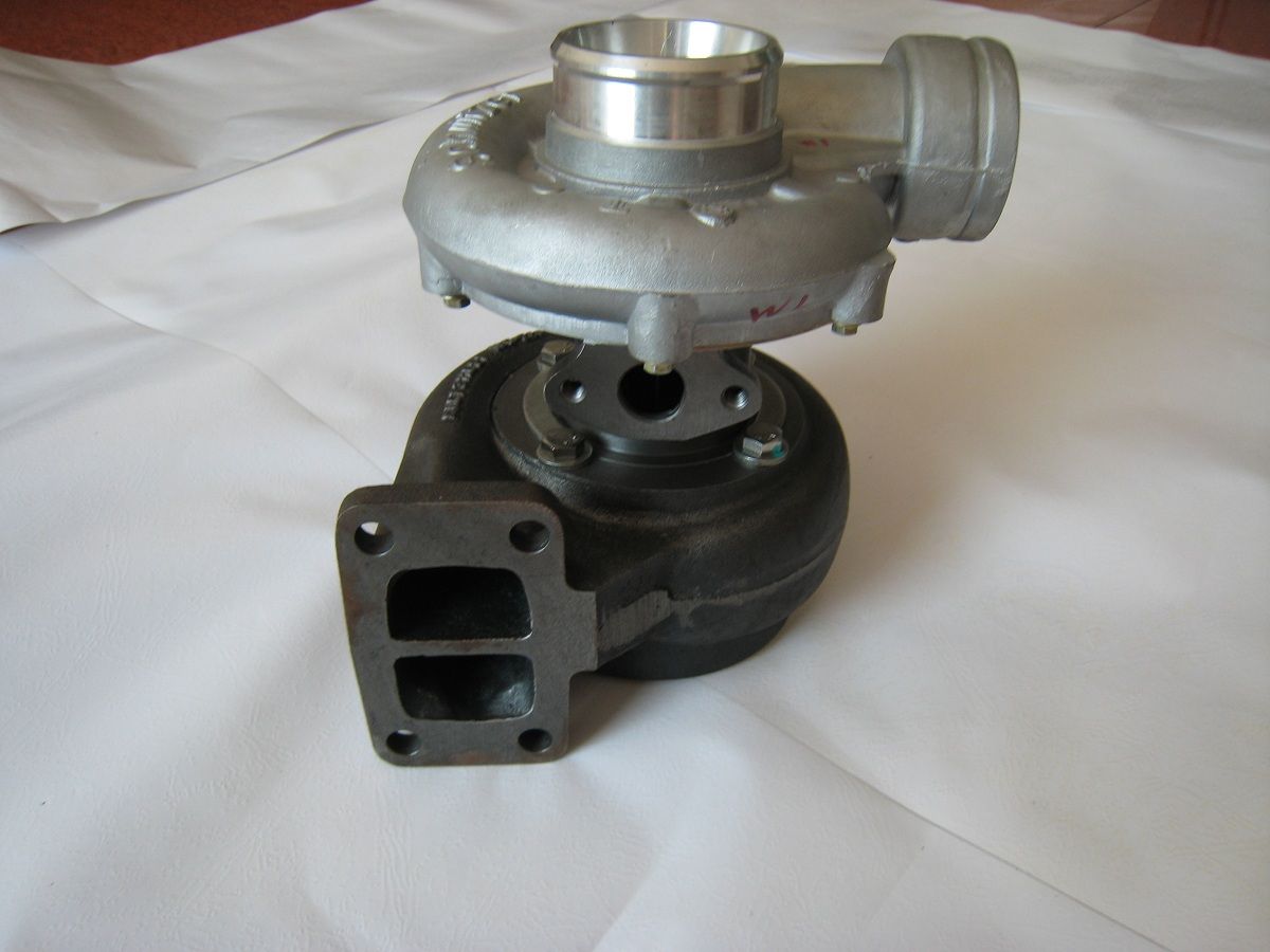 Turbocharger for Bfm1013 Engine 0425 3824
