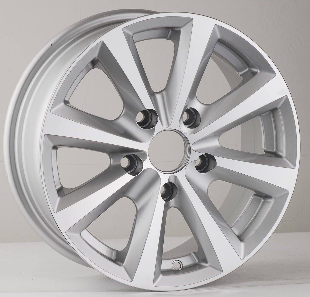 Aftermarket Alloy Wheel (BK098)