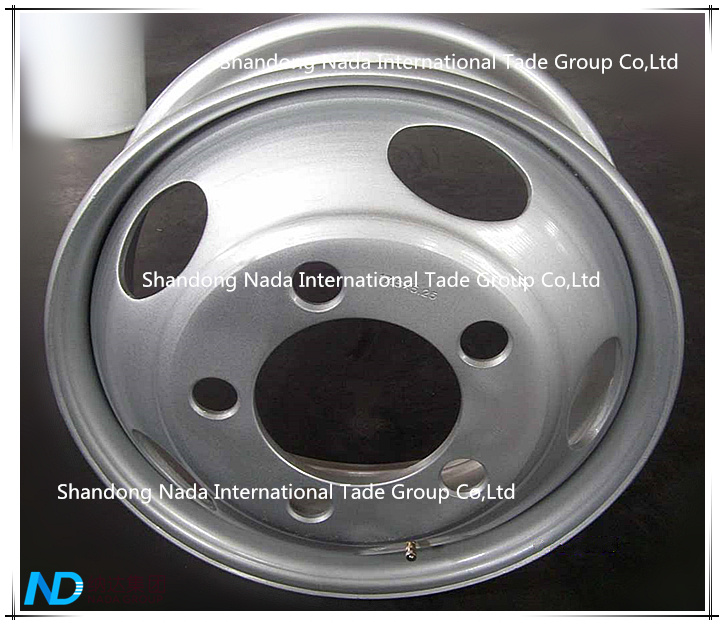 17.50X5.25 Tubeless Rim TBR Truck Steel Wheel with Ts16949/ISO9001: 2000