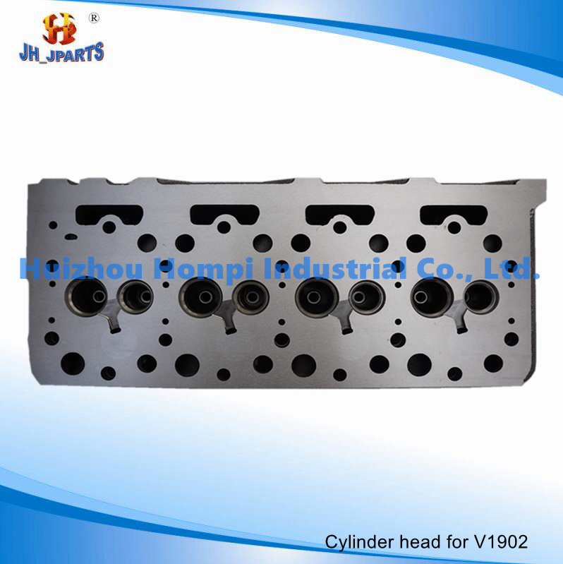 Excavator/Tractor Engine Parts Cylinder Head for Kubota V1902 15476-03040
