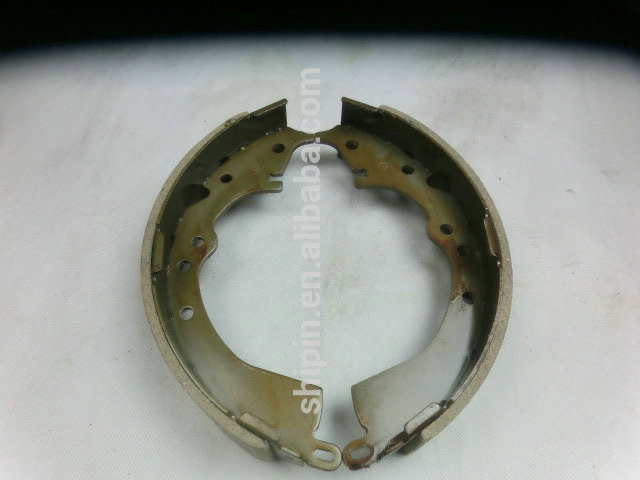 Rear Brake Repair 04495-0k010 Brake Shoes for Hilux