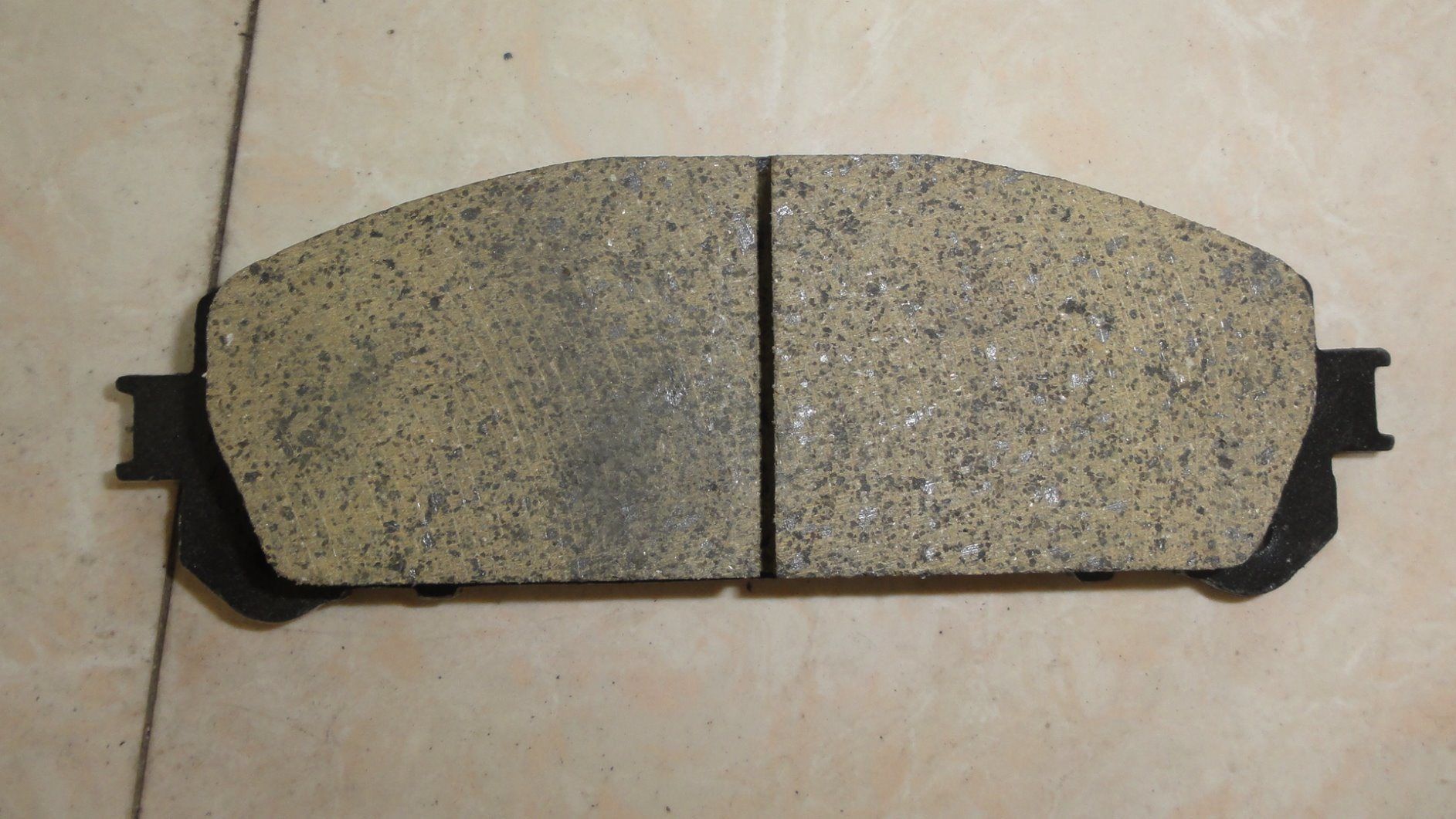 Auto Parts Brake Pad for Highlander Front