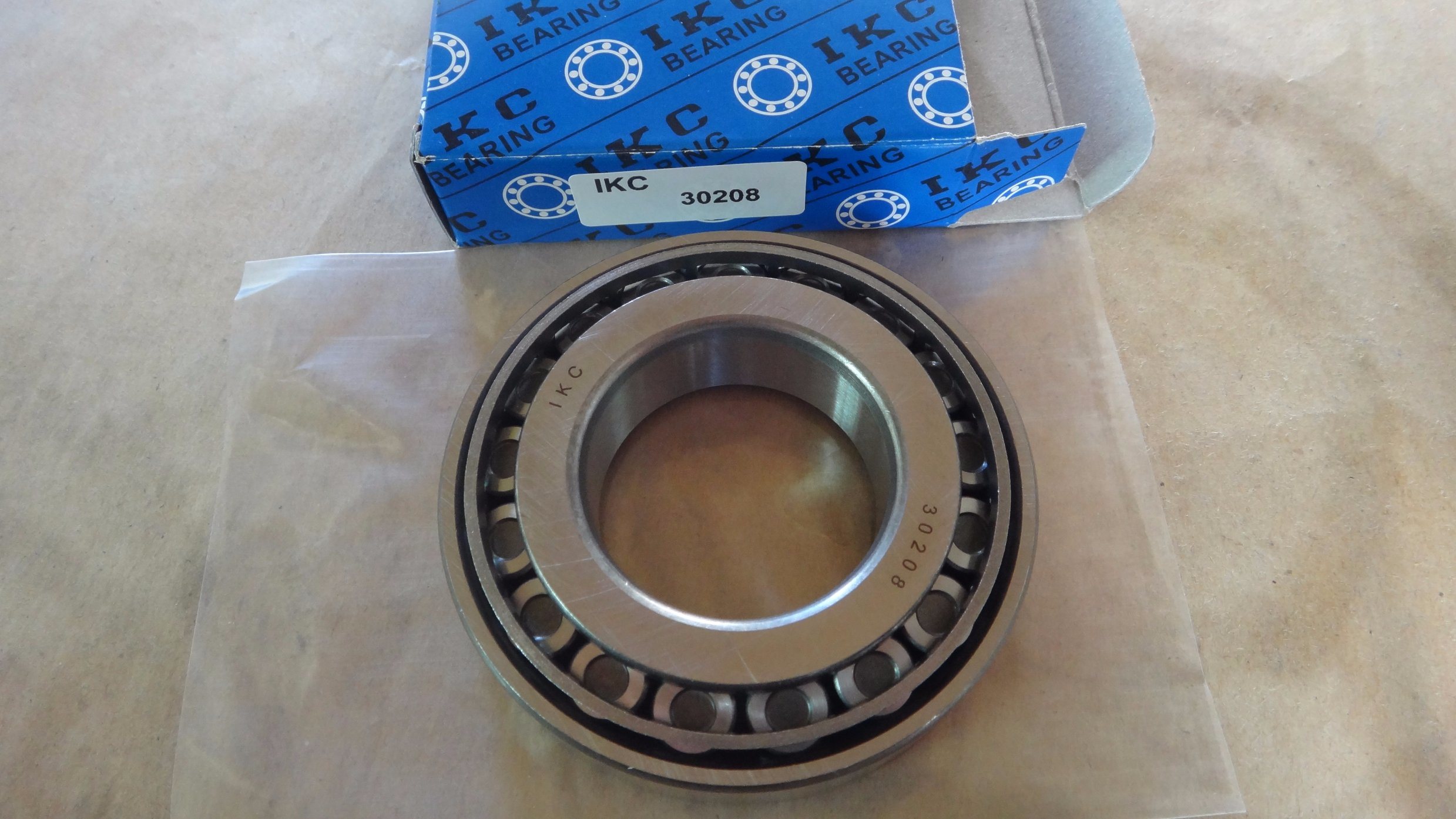 30208 Taper Roller Bearing Wheel Hub Auto/ Agricultural Machinery Bearing 30207 30209 30210 30211 30212 30213