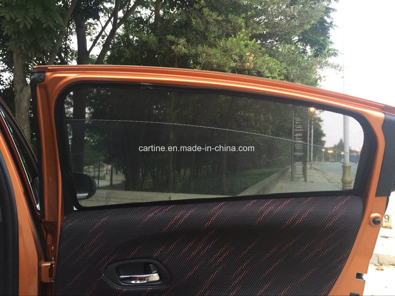 Magnetic Car Sunshade for Accent