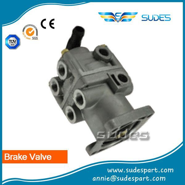 Foot Brake Valve for Volvo Truck Parts 0014318305