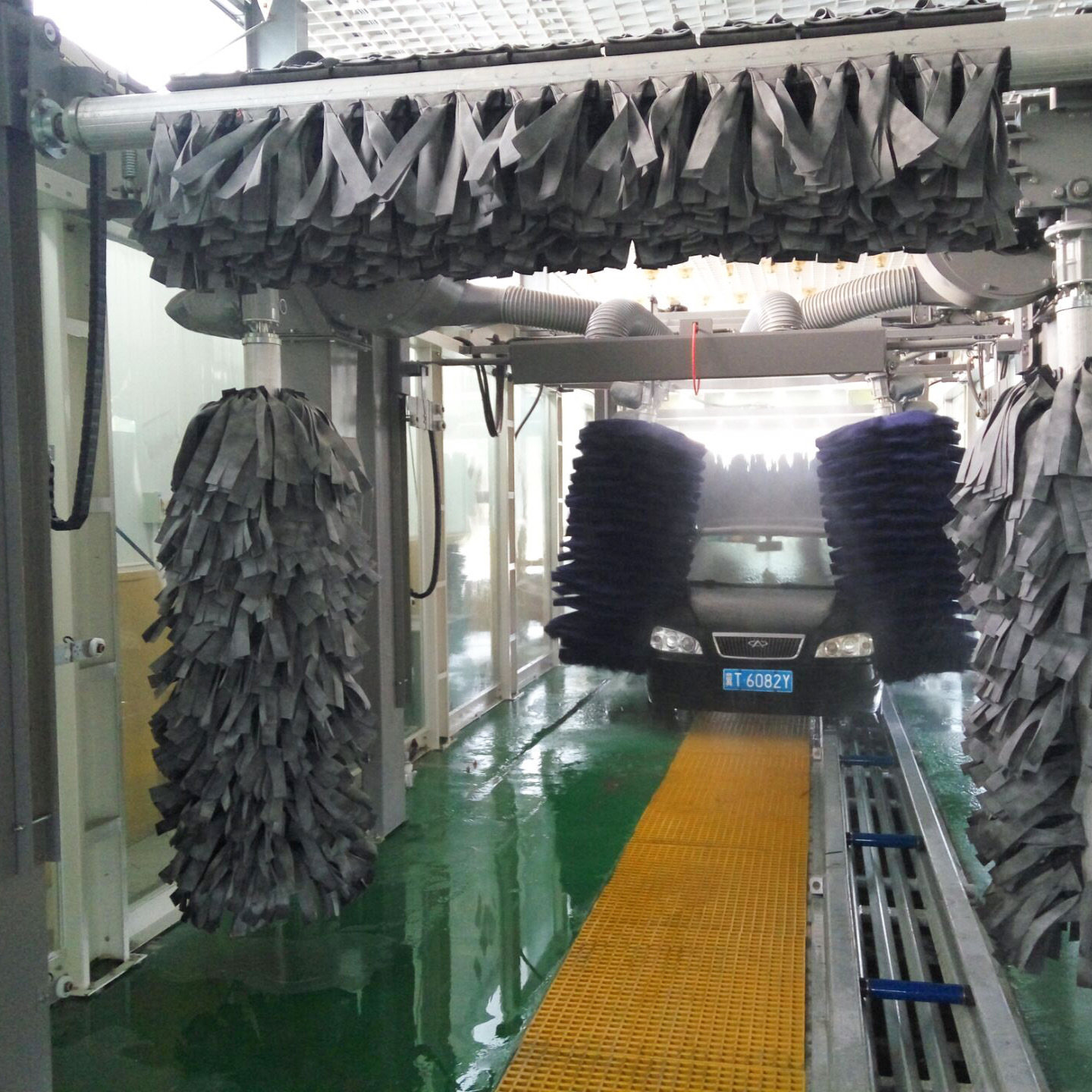 Mobile Automatic Car Wash Machine for Tunnel Car Wash