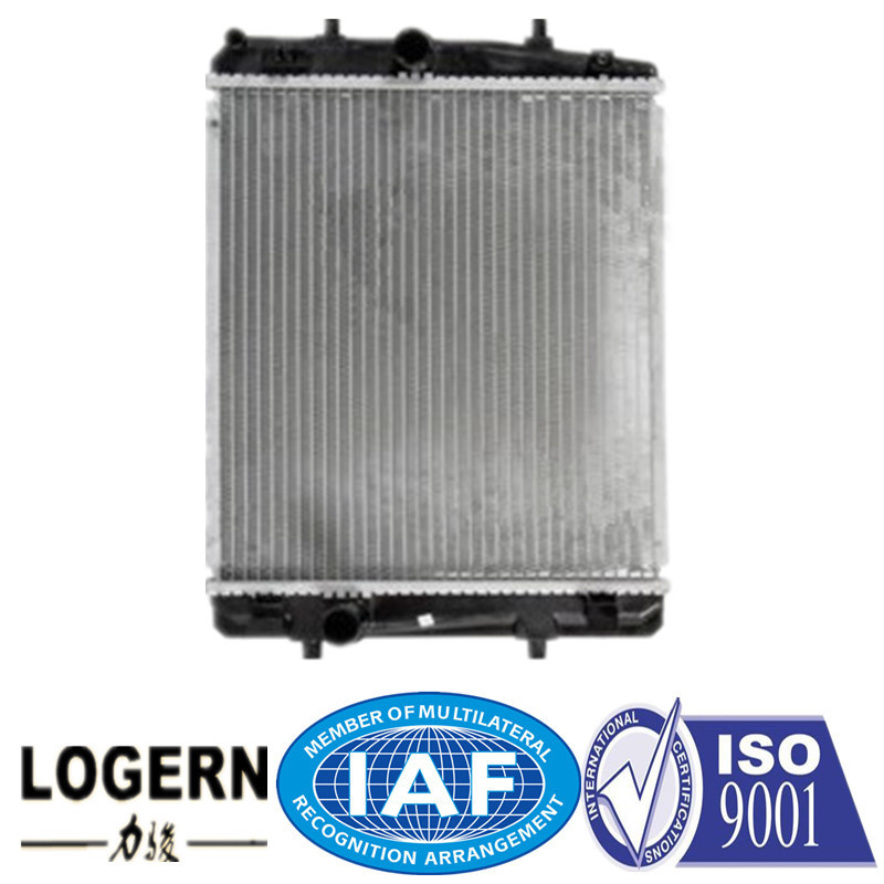 Auto Cooling Radiator for Toyota Aygo/Peugot/Citroen'05-