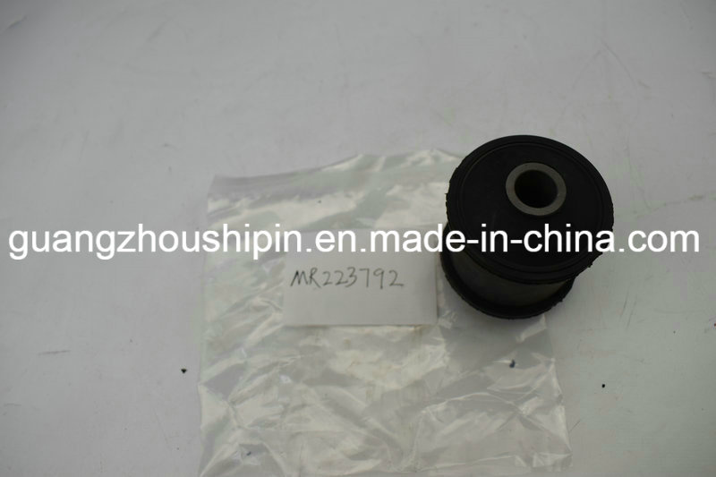 Suspension Rubber Bushing Lower Control Arm Bushing Mr223792 for Mitsubishi