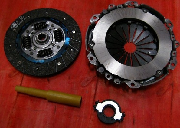 Clutch Kit (826211, 620308400)