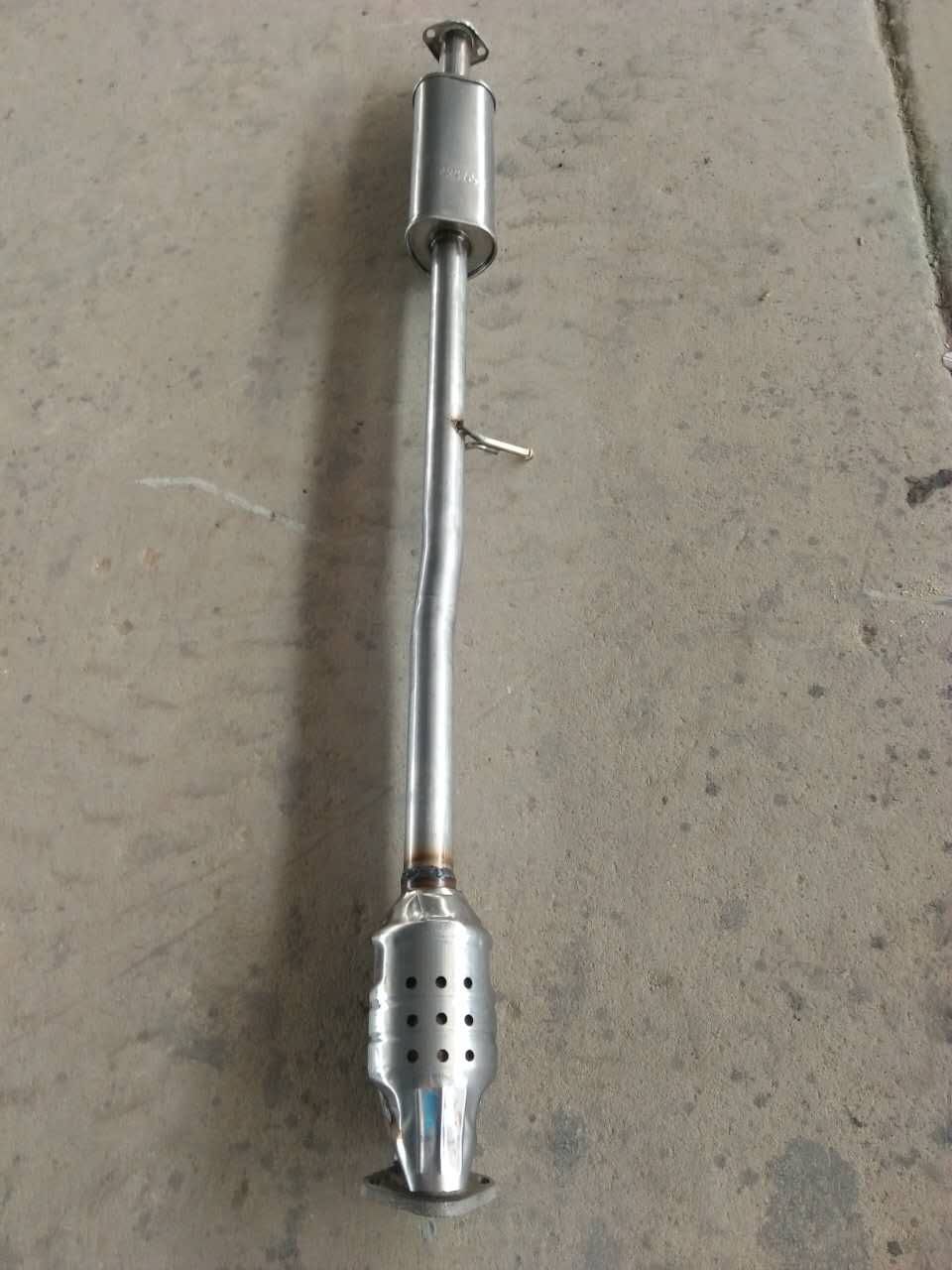 Exhaust Muffler for KIA Sportage with 409 Stailess Steel From China