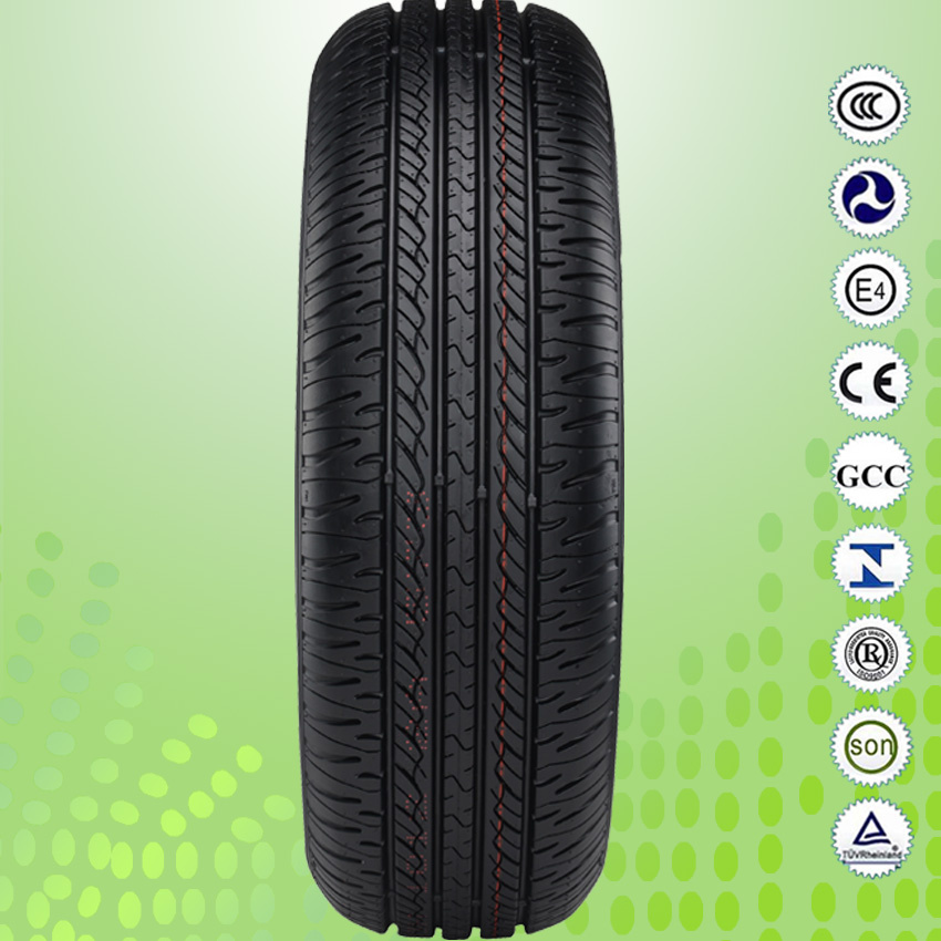Passenger Car Tyre PCR Tyre (215/60R15, 215/65R15, 215/70R15)
