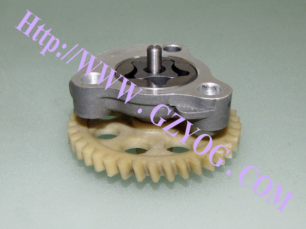 Motorcycle Spare Parts Oil Pump for Bm150