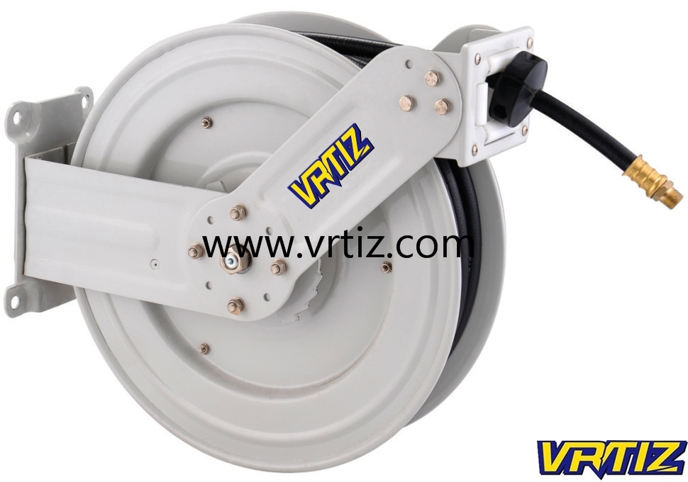 Several Model Air Hose Reel Fixed on Flexible Place (HA210)