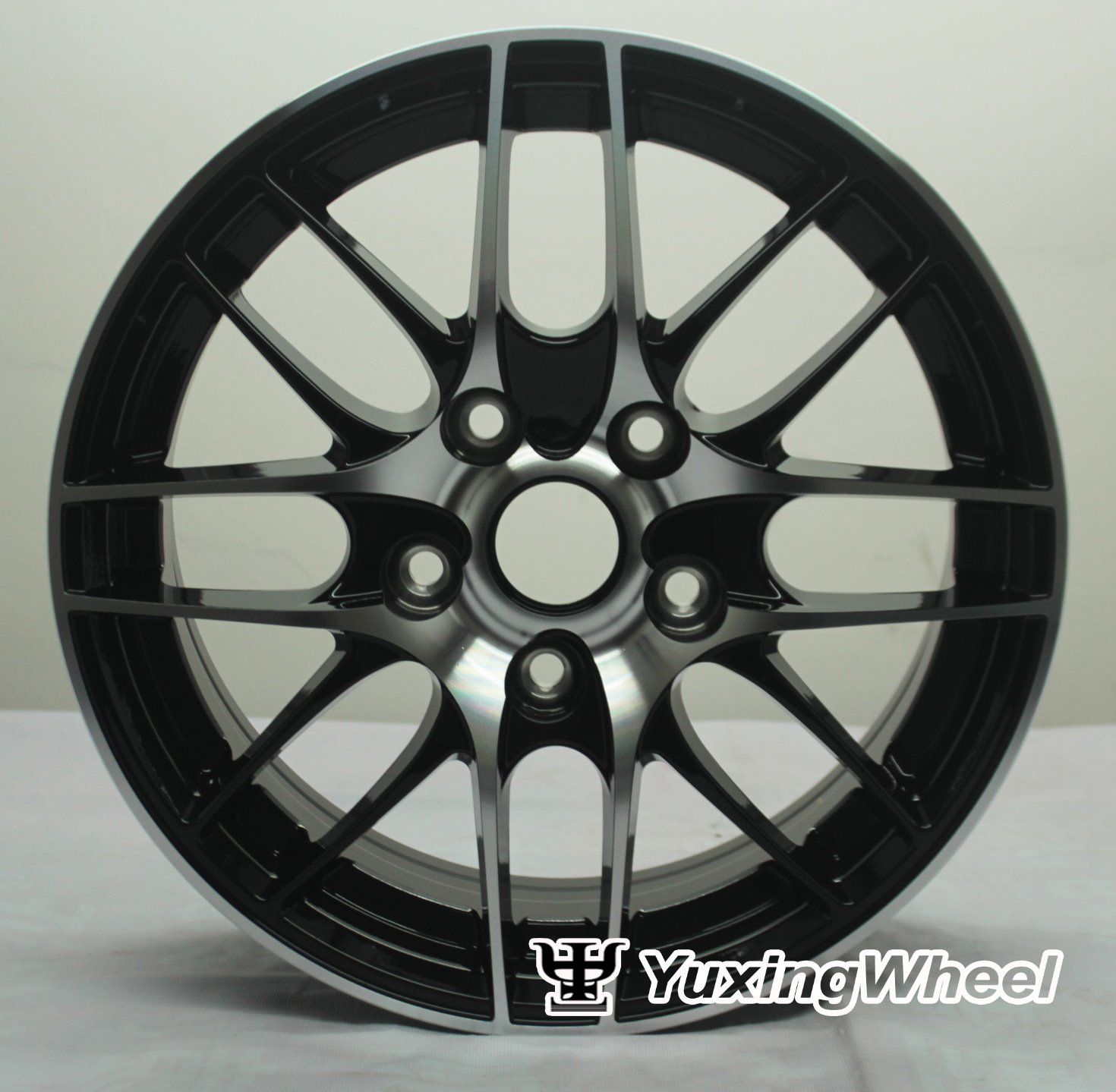 Matt Black Alloy Wheel Car Parts 15 Inch with ISO/Ts 16949: 2009