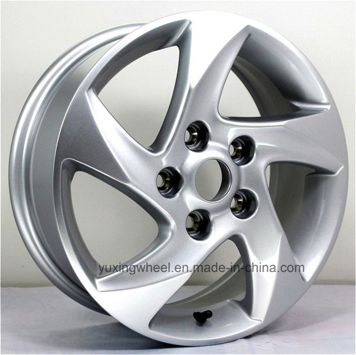15 Inch Alloy Wheel