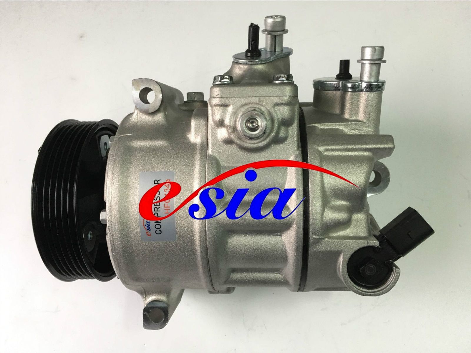Auto Parts AC Compressor for Volkswagen Magotan Pxe16 6pk