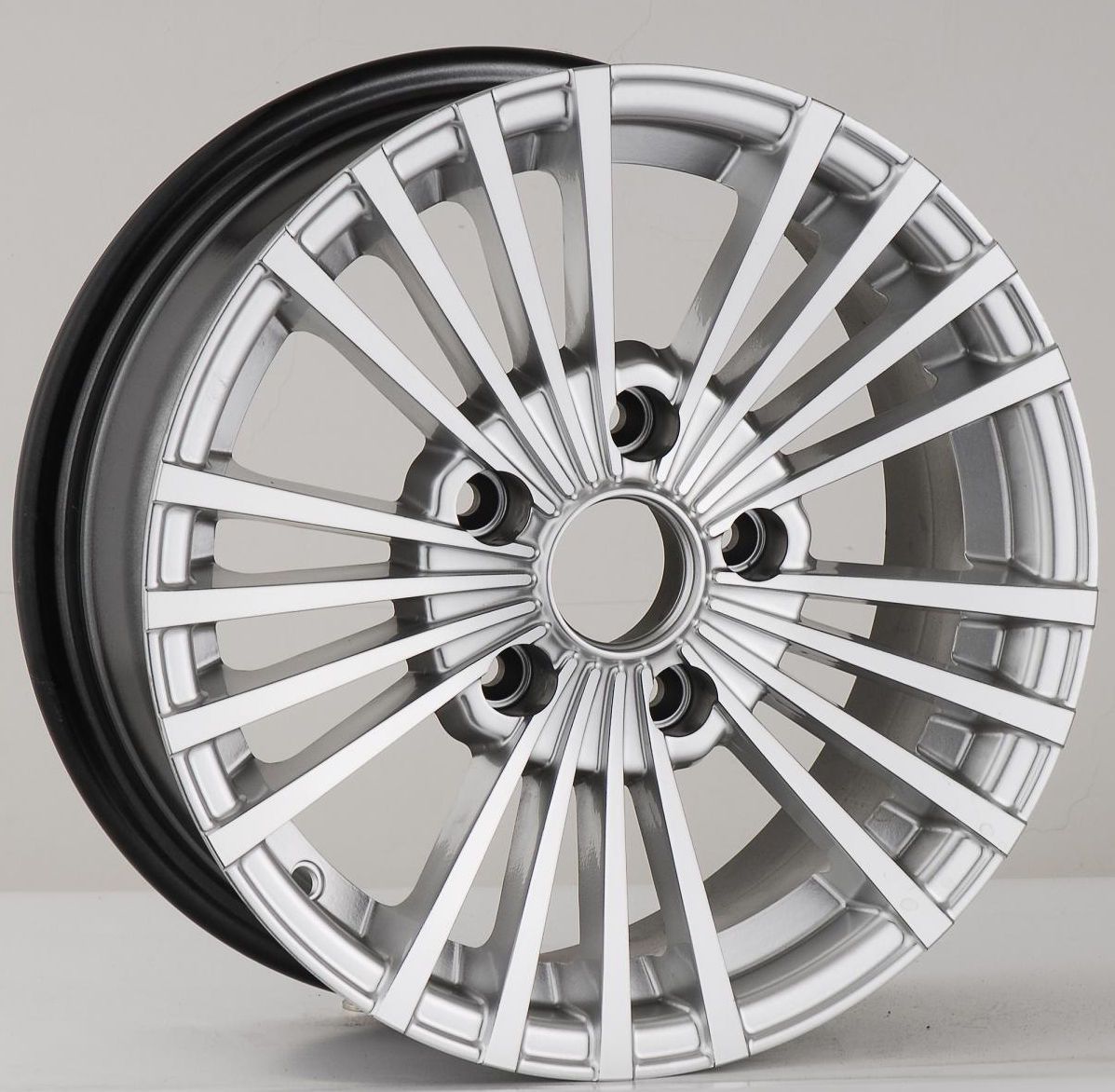 Aftermarket Alloy Wheel (BK099)