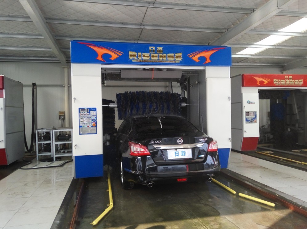 Great Running Performance Automatic Rolls Over Car Wash Machine