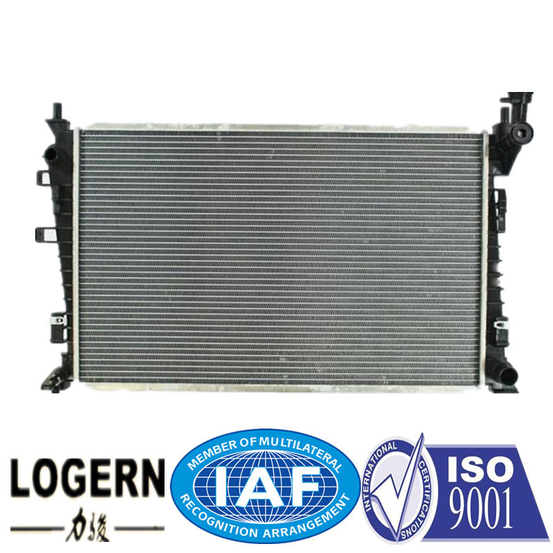 Fd-135 Car Aluminum Radiator for Ford Focus'08- Mt Dpi: 13087