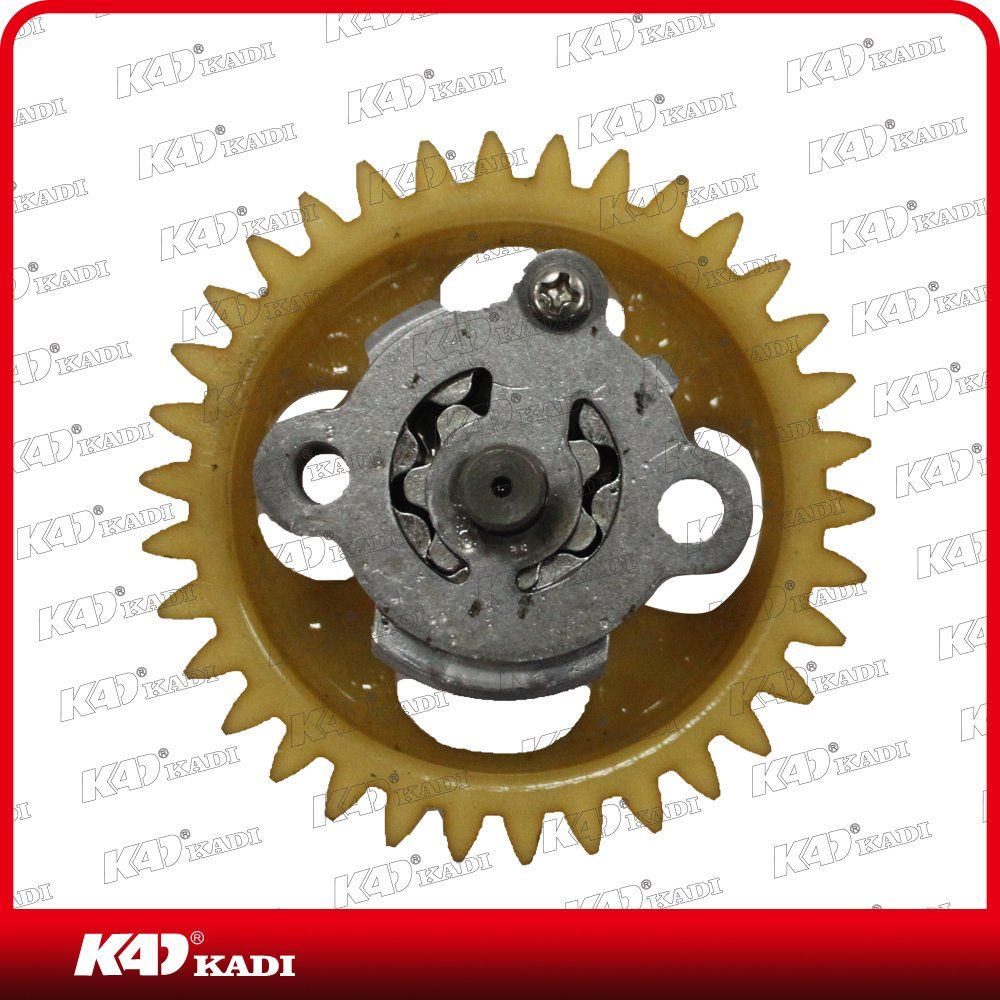The Best Price Motorcycle Parts Motorcycle Oil Pump for Bws125