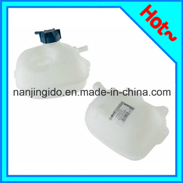 Auto Parts Car Expansion Tank for VW Transporter 1984-1992 025121403b