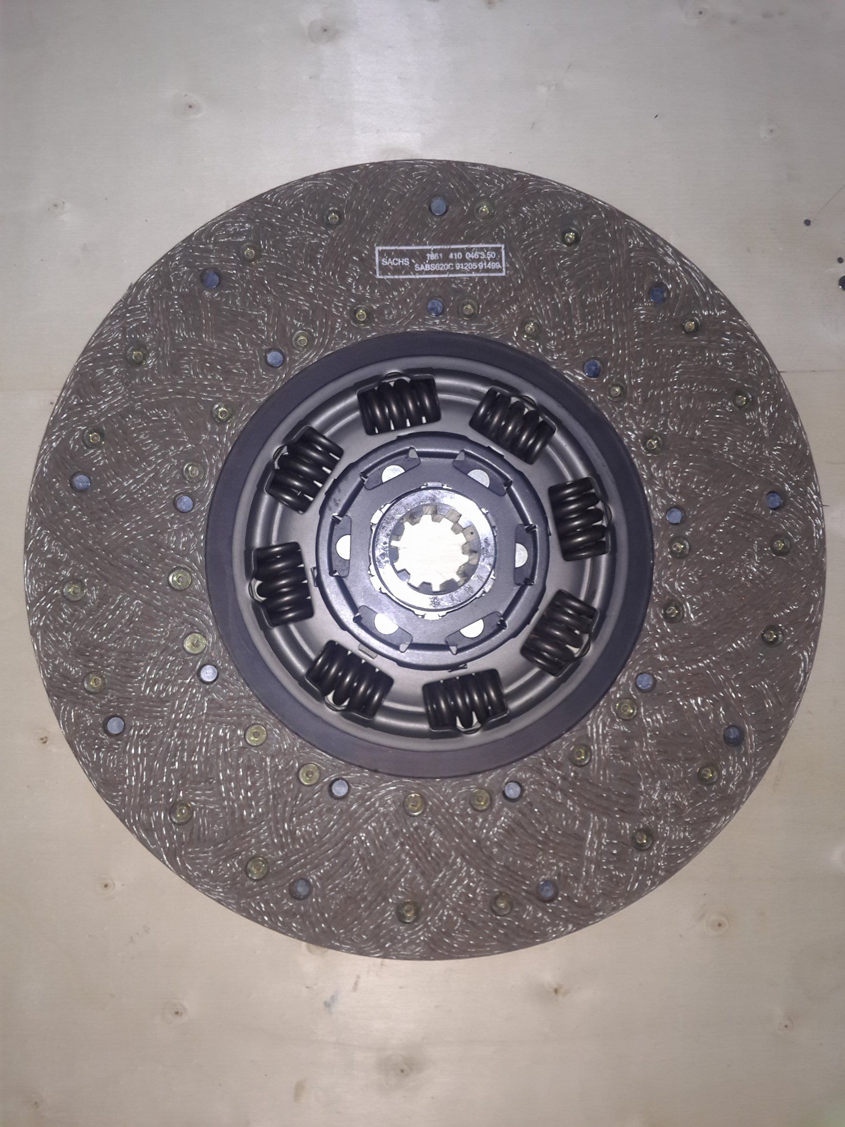 Clutch Disc 430 390 385 350for Higer Kinglong Yutong HOWO Shanxi