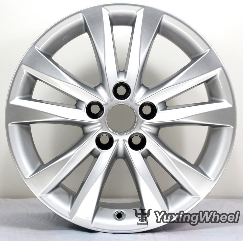 Silvery Car Rims Alloy Wheels 5X114.3 for Sale