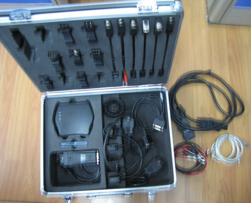 Universa Auto Diagnostic Tool