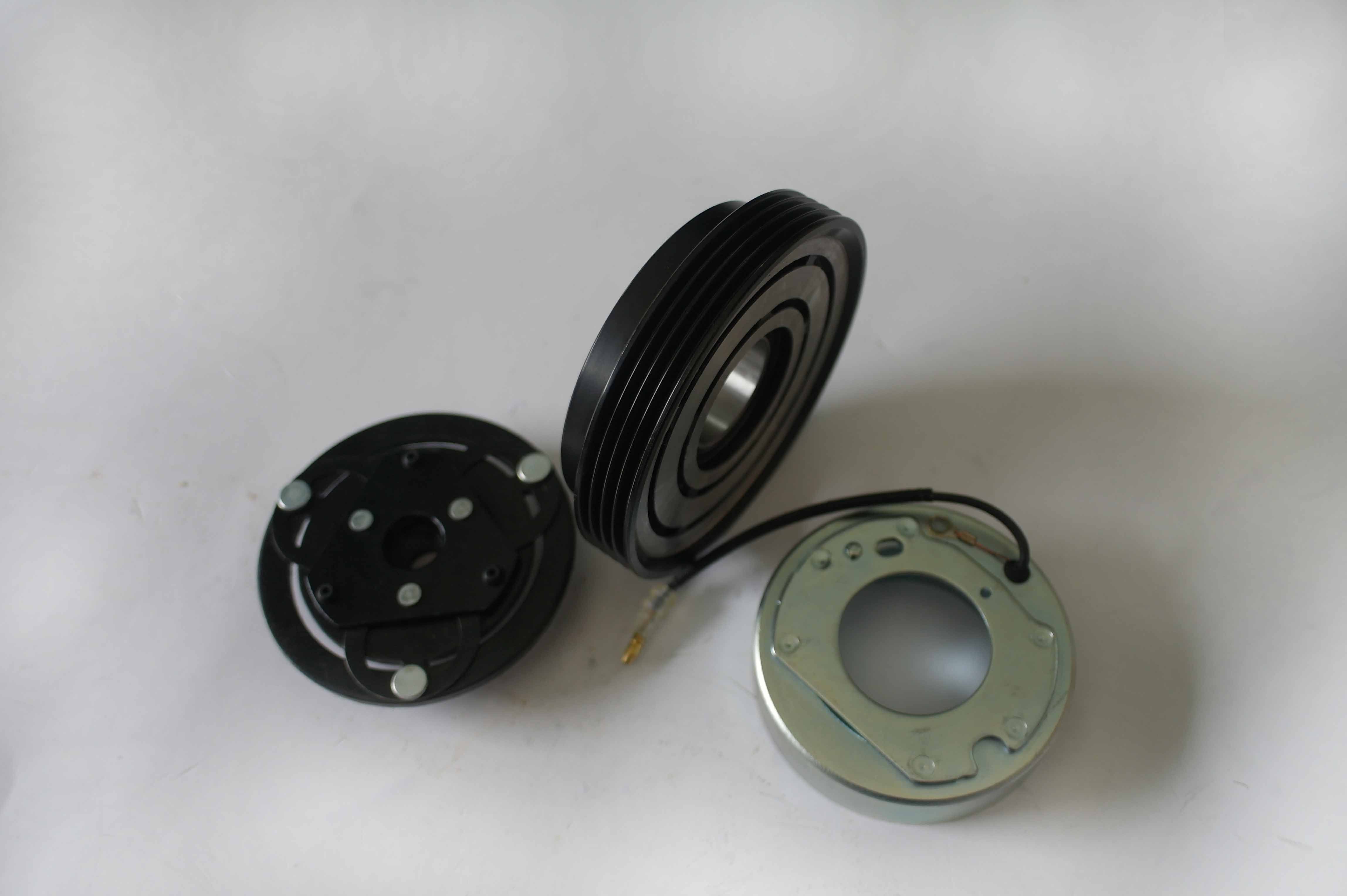 Auto Parts AC Compressor Magnetic Clutch for Suzuki Swifi Js96 4pk