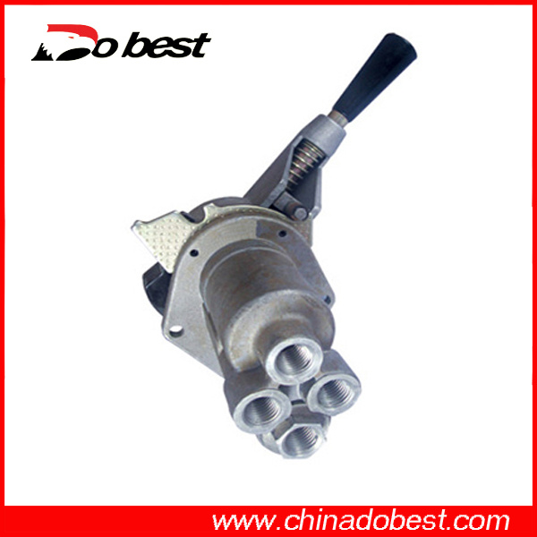 Truck Hand Brake Valve for Mercedes Benz Truck (9617020040)
