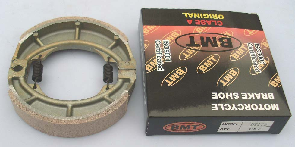 High Quality Motorcycle Parts Brake Shoe Bws125