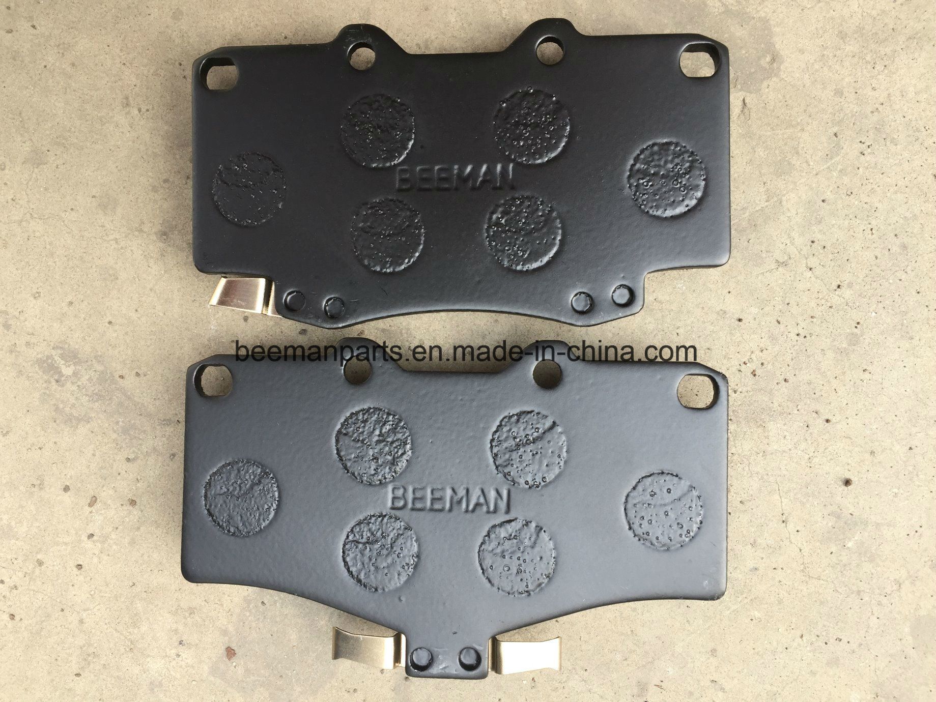 Non-Asbestos Car Accessories Brake Pad for Hilux D2082