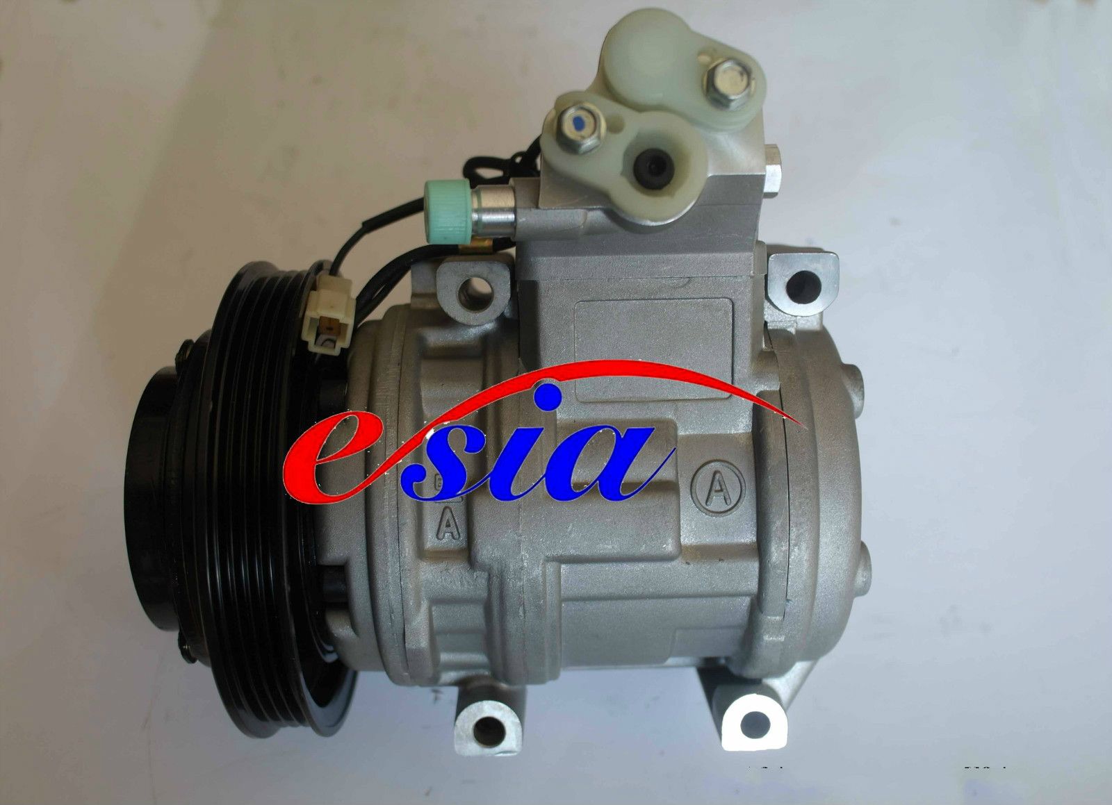 Auto Parts Air Conditioner/AC Compressor for Mitsubshi Pajero V34